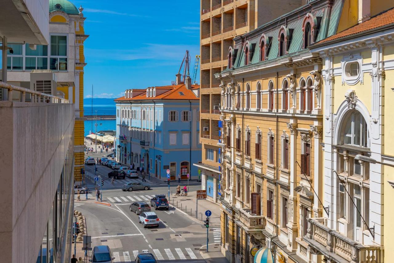 Apartments & Rooms One World Rijeka Exterior foto